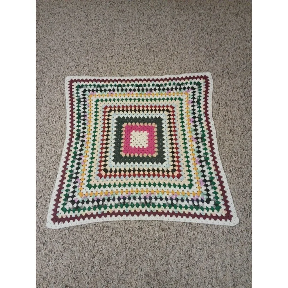 Vtg Crocheted Afghan Around the World‎ Multi-Colored Throw Blanket 35×35